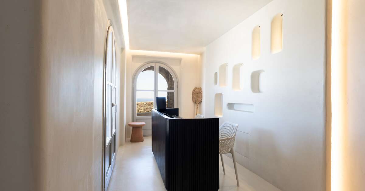 Een foto van Danae Suites Santorini