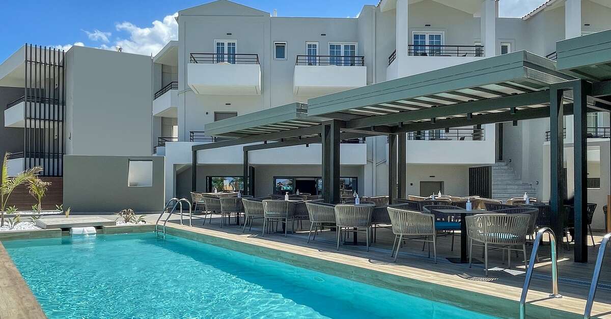 Een foto van het zwembad bij Mare Blue & Suites