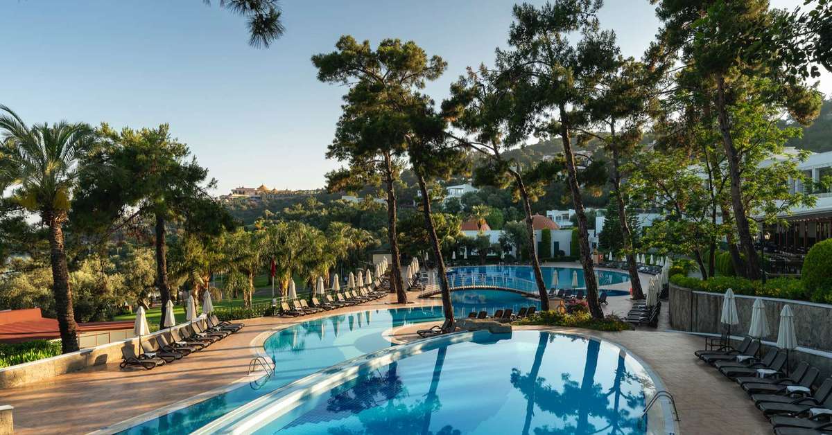 Een foto van het zwembad bij Rixos Premium Bodrum