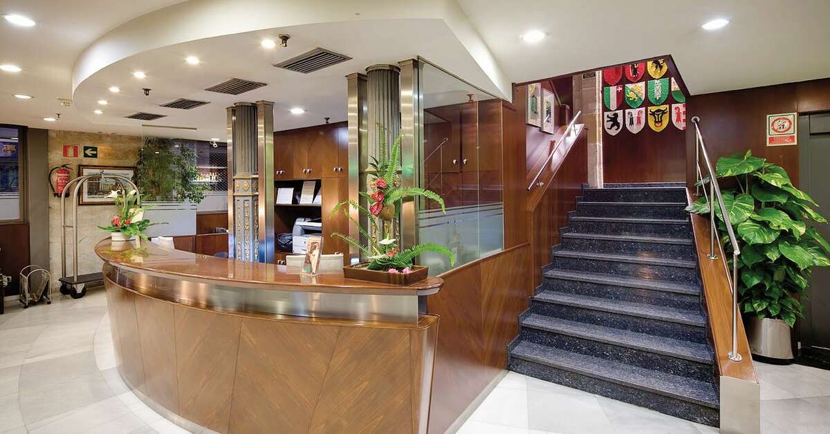 Een foto van het interieur van Hotel Suizo