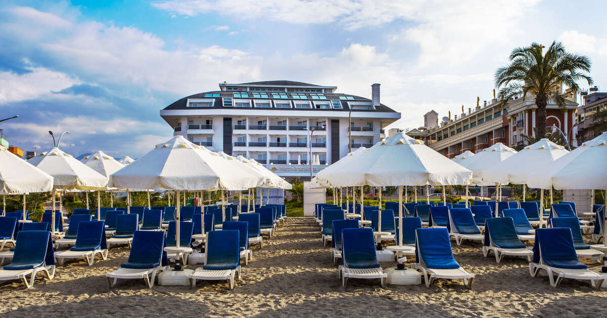 Een foto van het strand bij White Gold Hotel & Spa