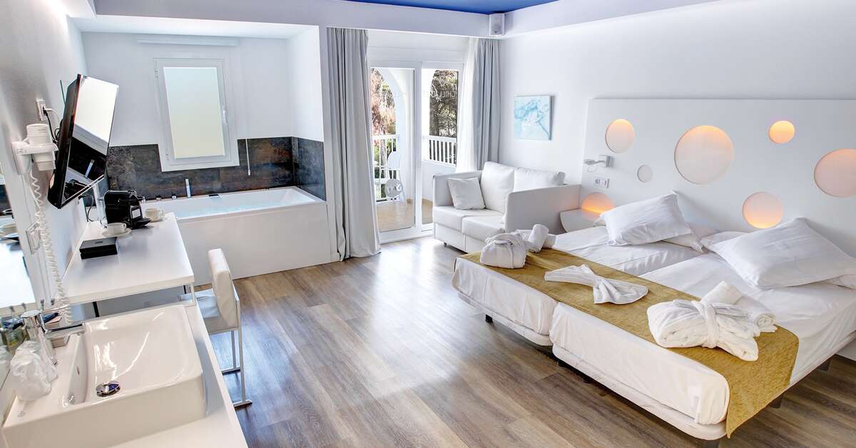 Een foto van R2 Bahia Cala Ratjada Design Hotel