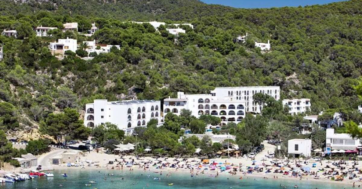 Een foto van de buitenkant van Puerto Cala Vadella