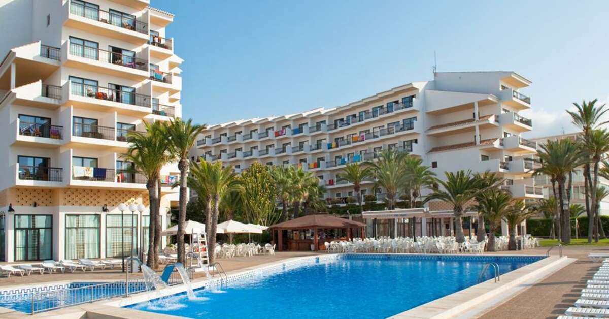 Een foto van het zwembad bij Hotel Cap Negret