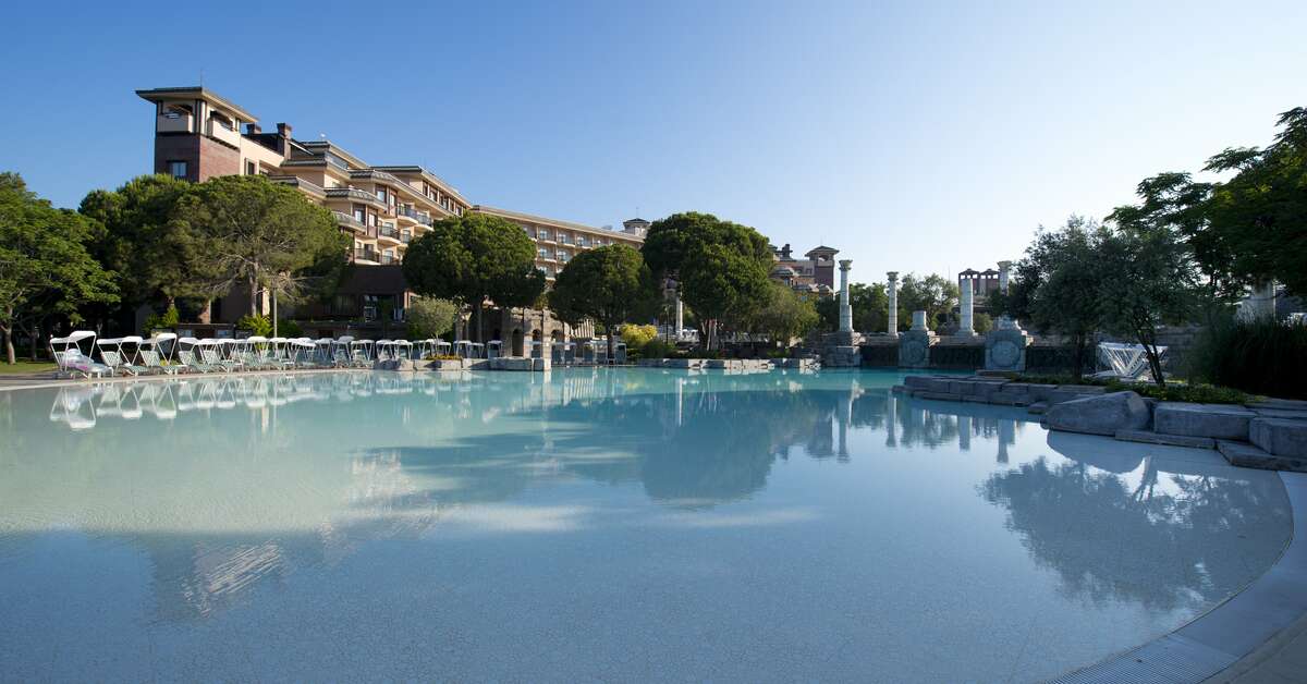 Een foto van het zwembad bij Xanadu Resort Hotel