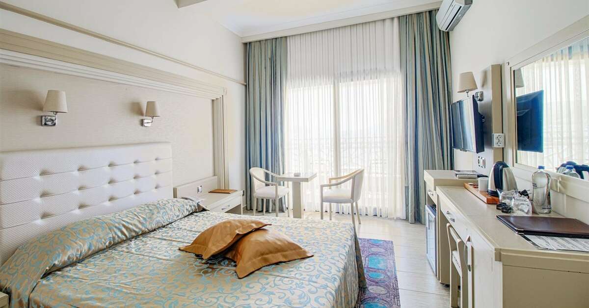 Een foto van Azka Otel