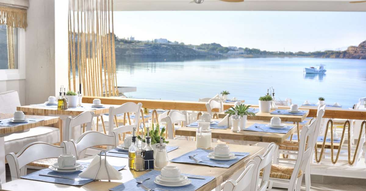 Een foto van de faciliteiten bij Petinos Beach Hotel