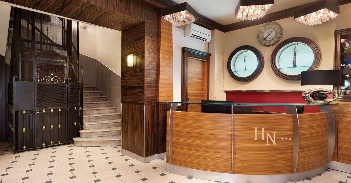 Een foto van het interieur van Hotel Byakko Nice