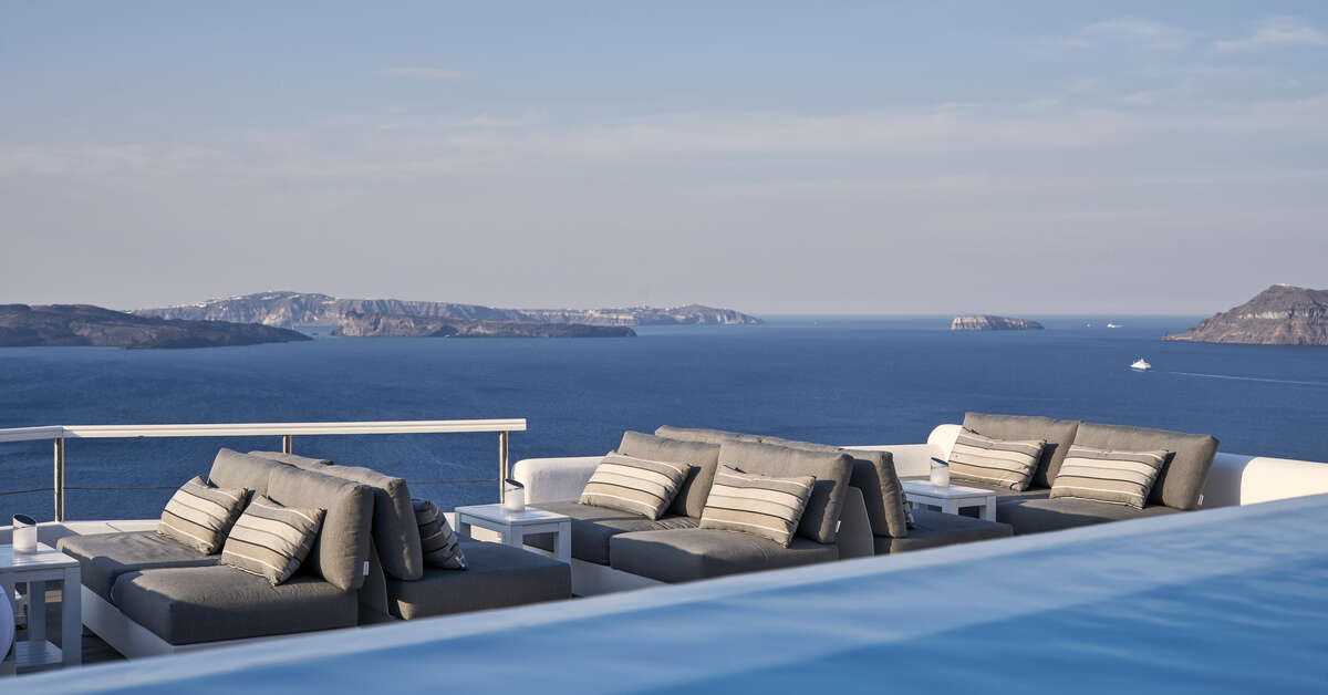 Een foto van het zwembad bij Canaves Oia Boutique Hotel