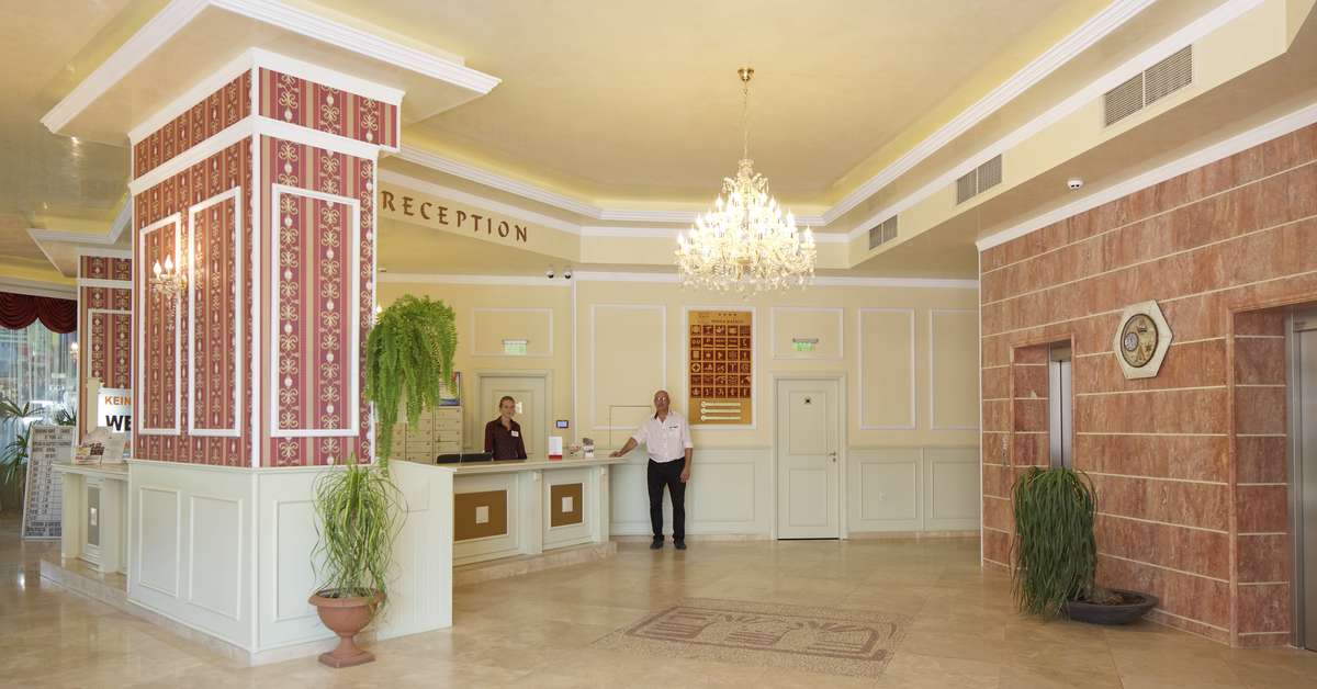 Ein Foto vom Innenbereich im Hotel Mena Palace