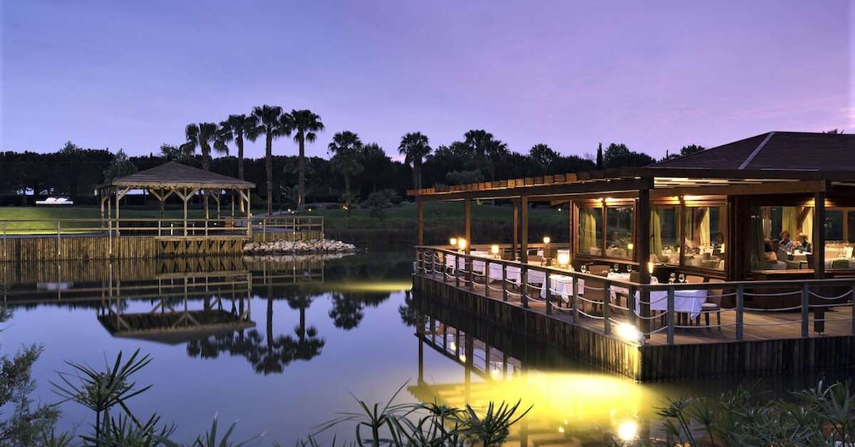 Een foto van de faciliteiten bij Domes Lake Resort