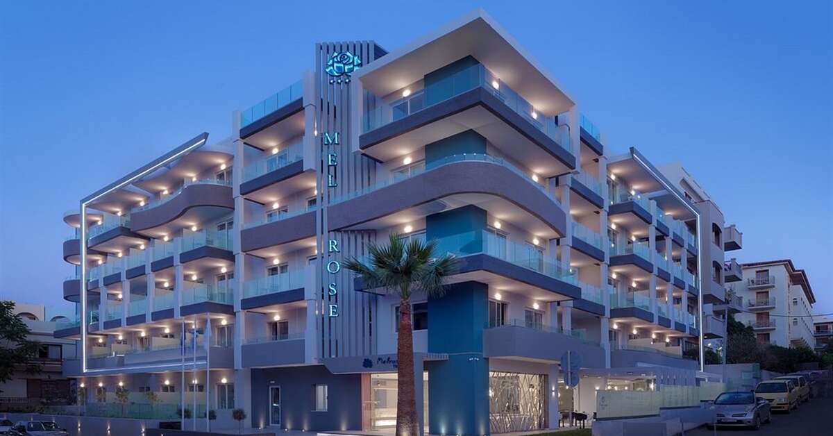 Een foto van de buitenkant van Melrose Hotel