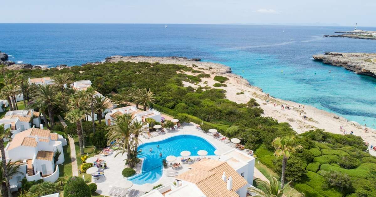 Een foto van het zwembad bij Grupotel Aldea Cala'n Bosch