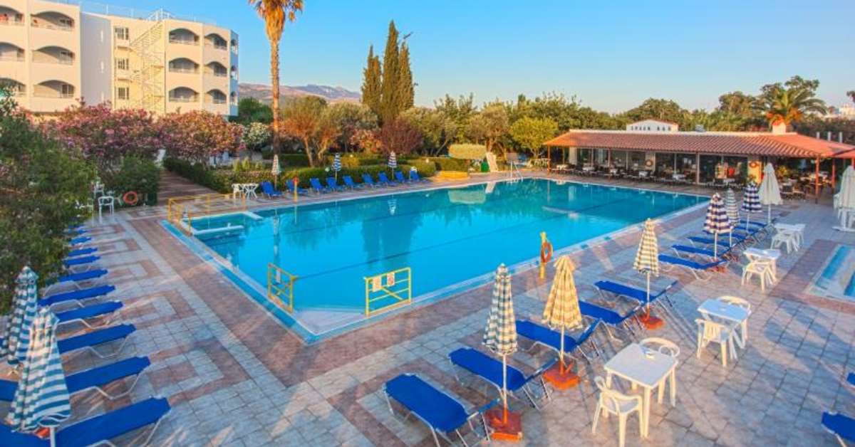 Ein Foto vom Pool im Hotel Continental Palace