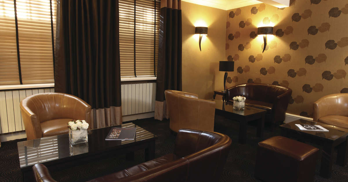 Een foto van het interieur van Best Western Plus Delmere Hotel