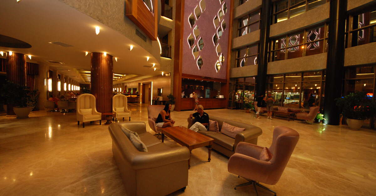 Een foto van het interieur van Hotel Golden Rock Beach