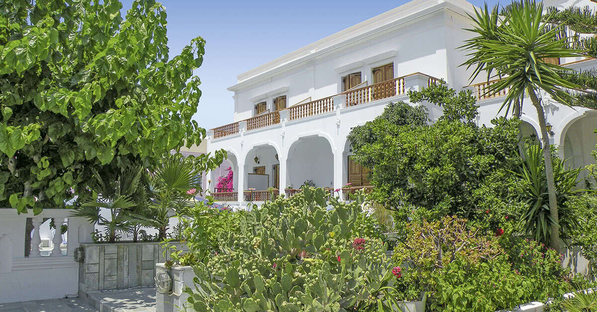 Ein Foto von der Außenansicht des Hotel Armonia
