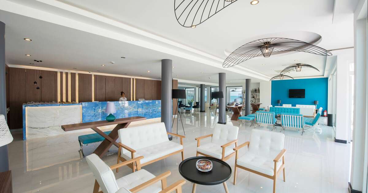 Een foto van het interieur van Flora Garden Beach Hotel