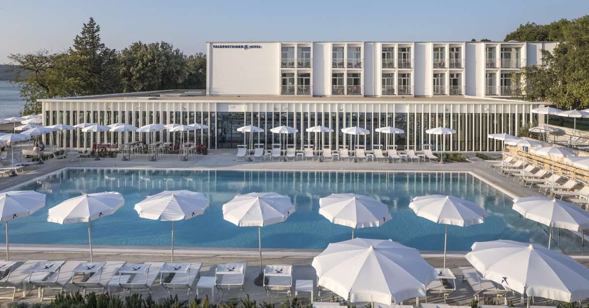 Een foto van het zwembad bij Falkensteiner Hotel Park Punat