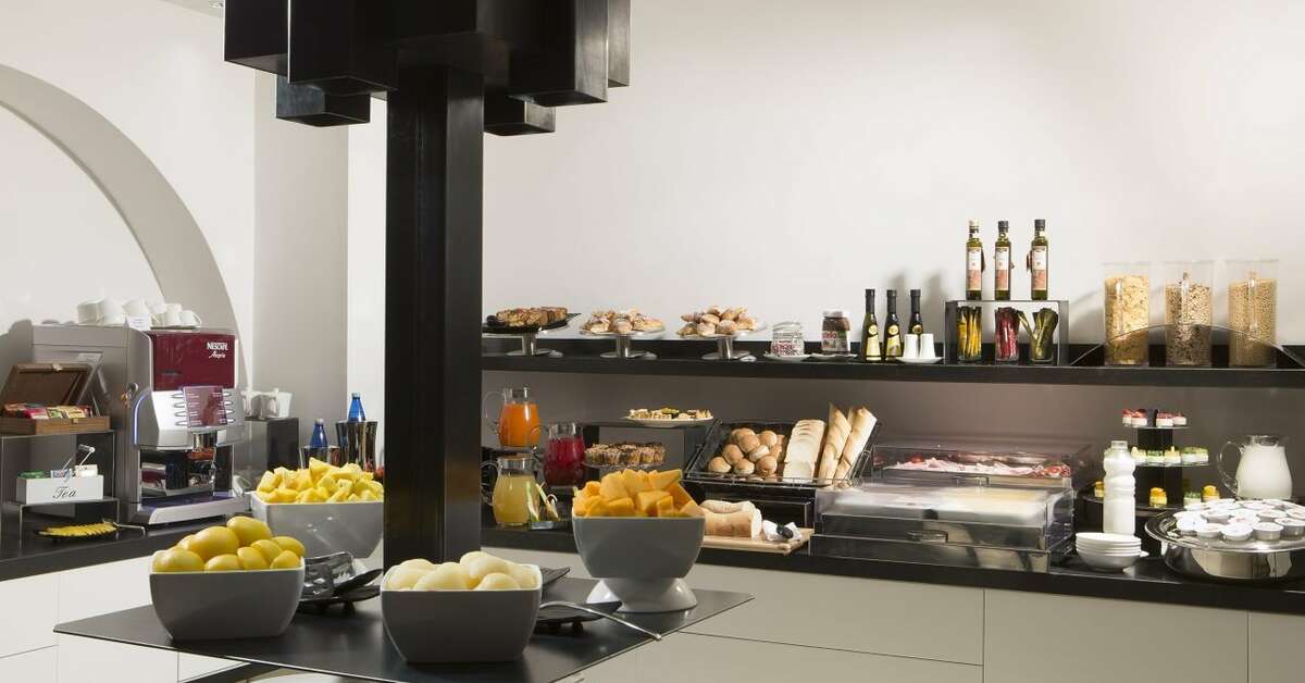 Ein Foto von den Einrichtungen im Rome Life Hotel