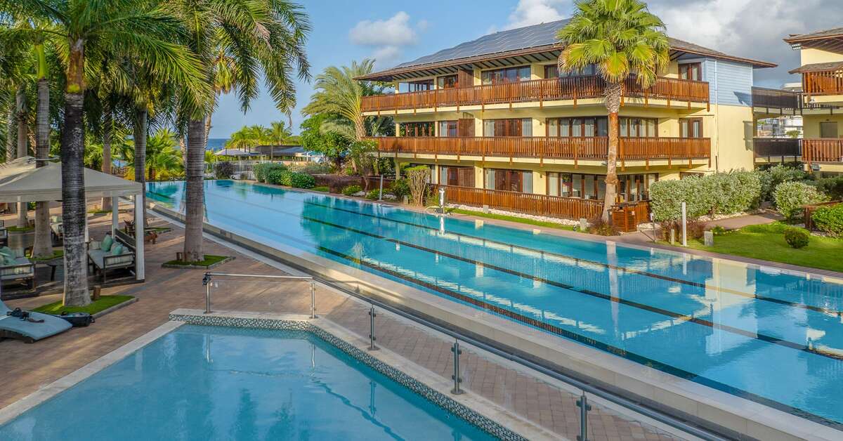 Een foto van LionsDive Beach Resort