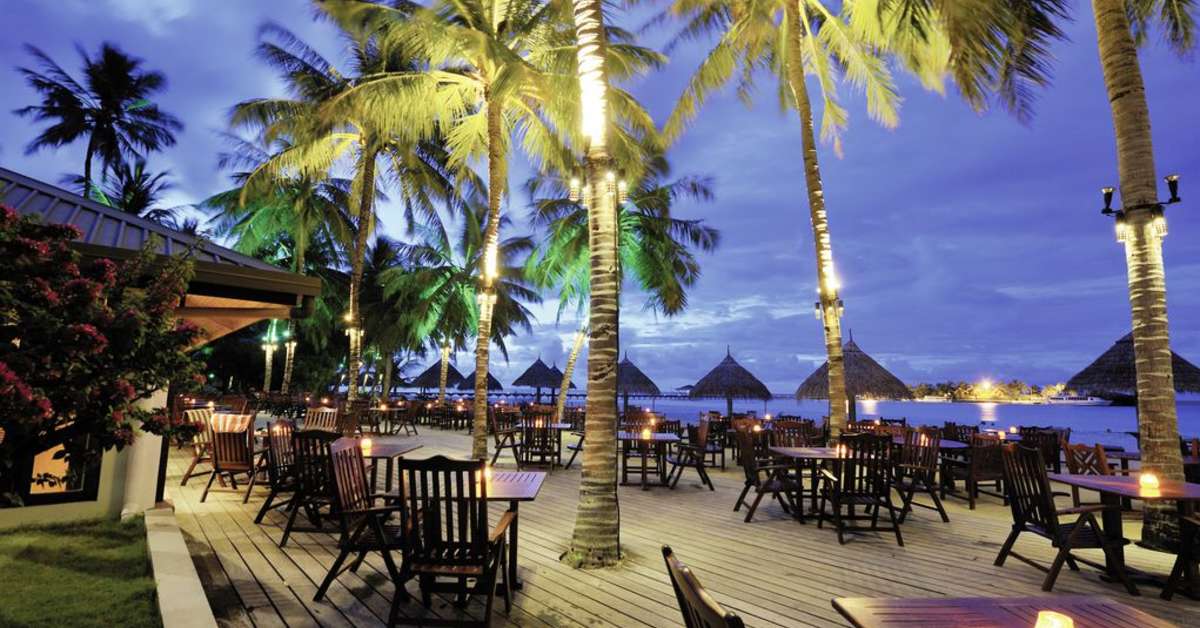 Een foto van het terras bij Villa Park Sun Island