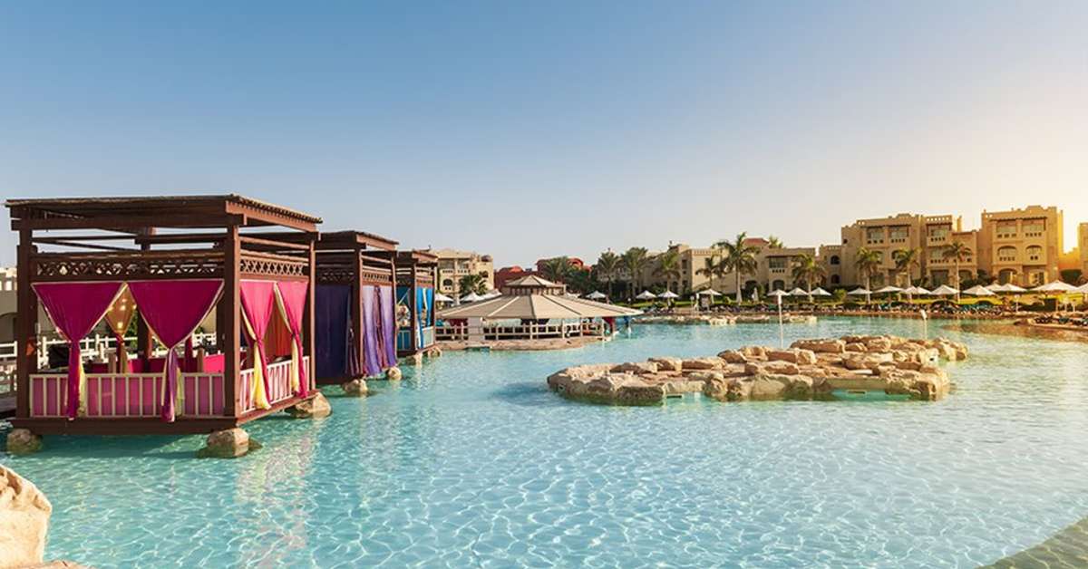 Een foto van het zwembad bij Rixos Sharm el Sheikh