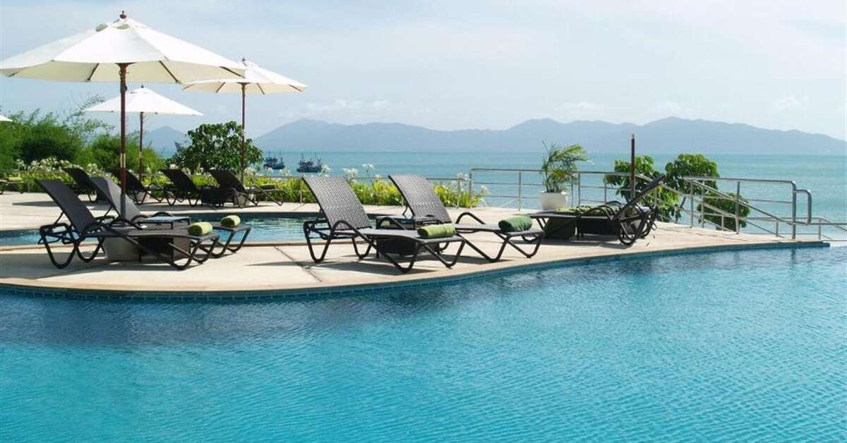 Een foto van het zwembad bij Samui Buri Beach Resort & Spa