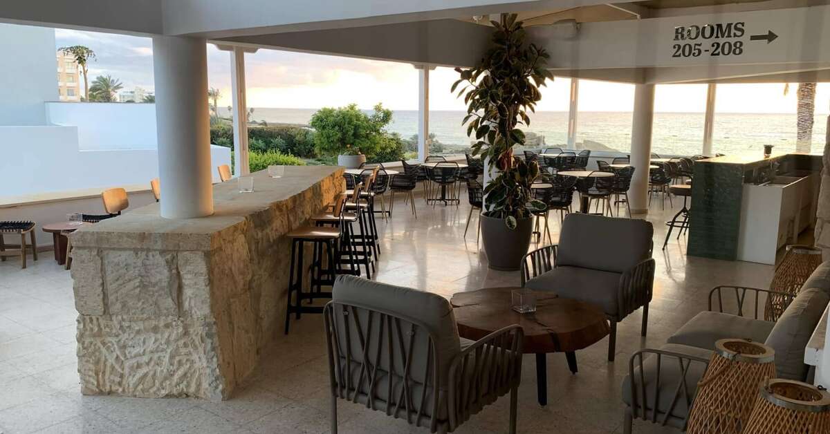 Een foto van Vrachia Beach Hotel & Suites