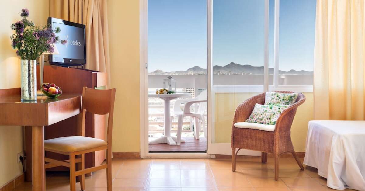 Ein Foto Izan Cavanna Hotel