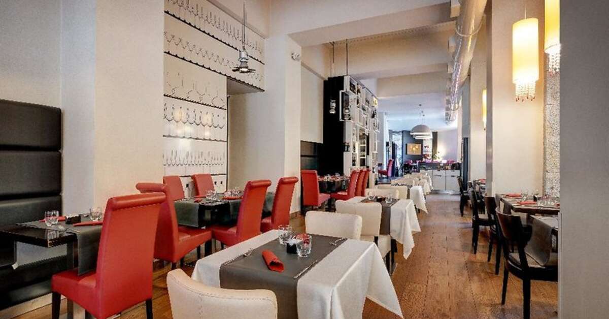 Ein Foto Dharma Luxury Hotel