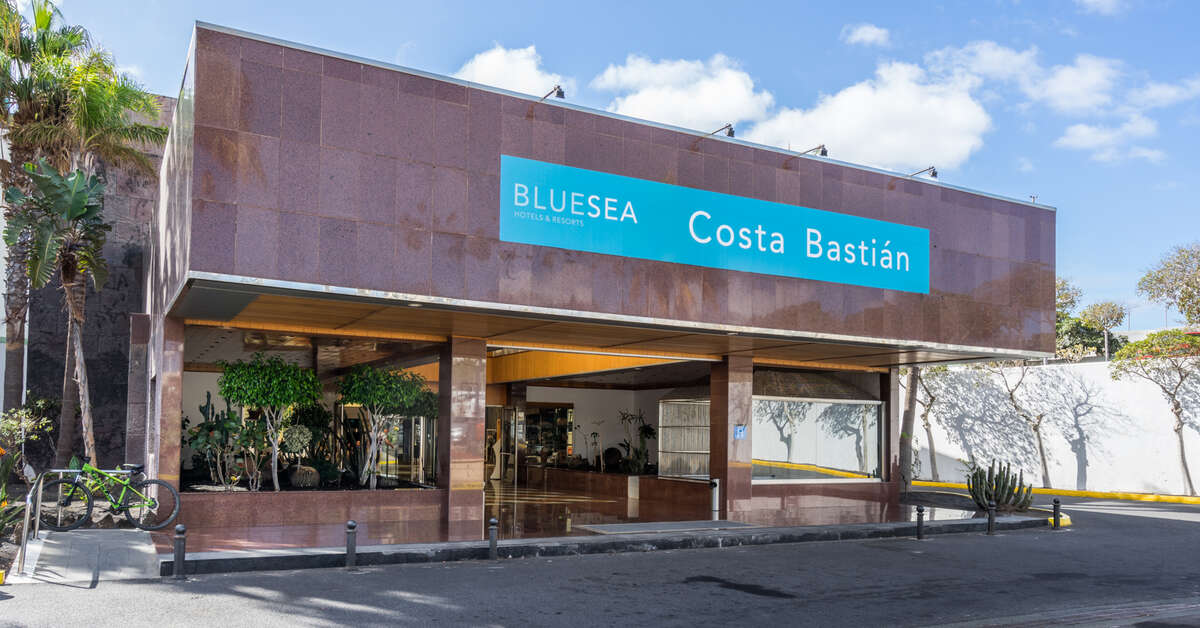 Een foto van de buitenkant van Blue Sea Costa Bastian