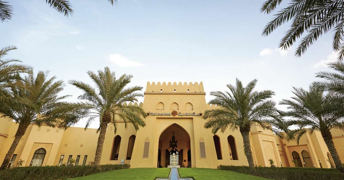 Een foto van de buitenkant van Aldhafra Resort