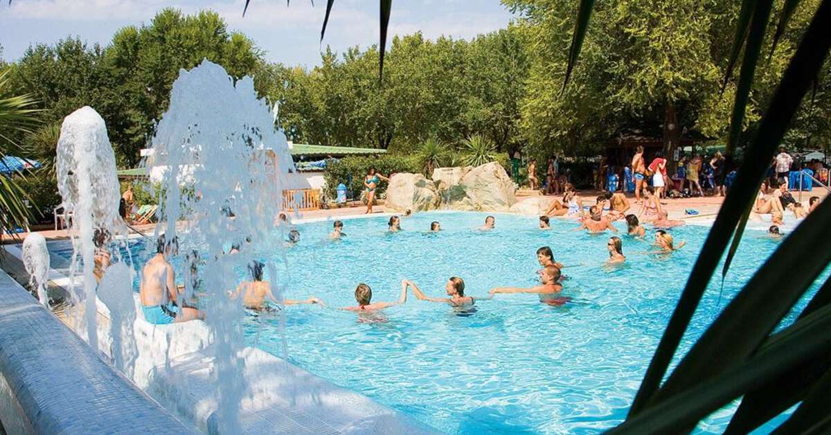 Een foto van het zwembad bij Club Del Sole Tenuta Primero Grado Family Collection