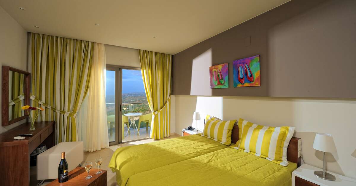 Ein Foto The Noverian Scenic Malia