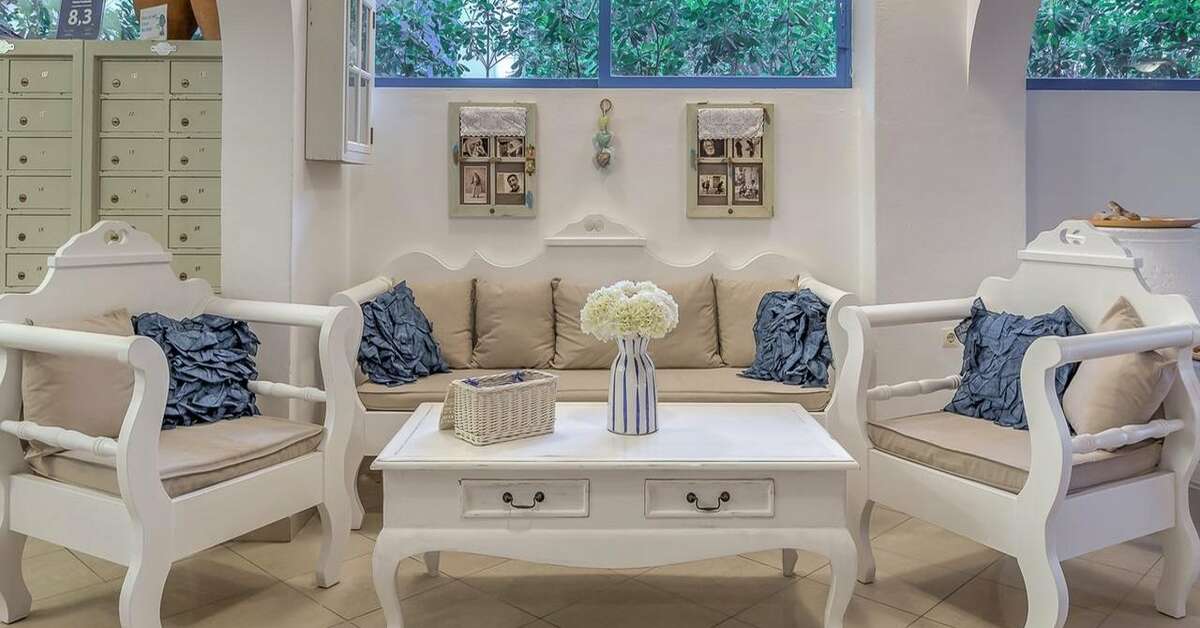 Een foto van het interieur van Nathalie Hotel