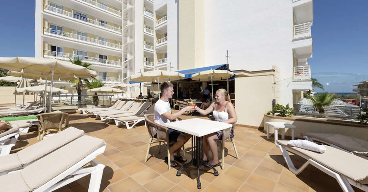 Een foto van het terras bij Nordeste Playa