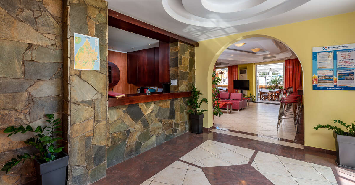 Een foto van het interieur van Marine Congo Hotel