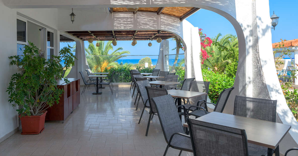 Een foto van de faciliteiten bij Nirvana Beach Hotel