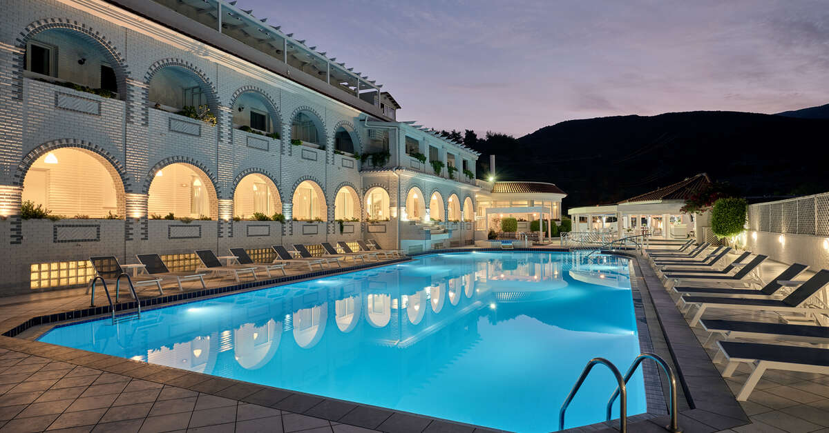 Een foto van het zwembad bij Meandros Boutique & Spa