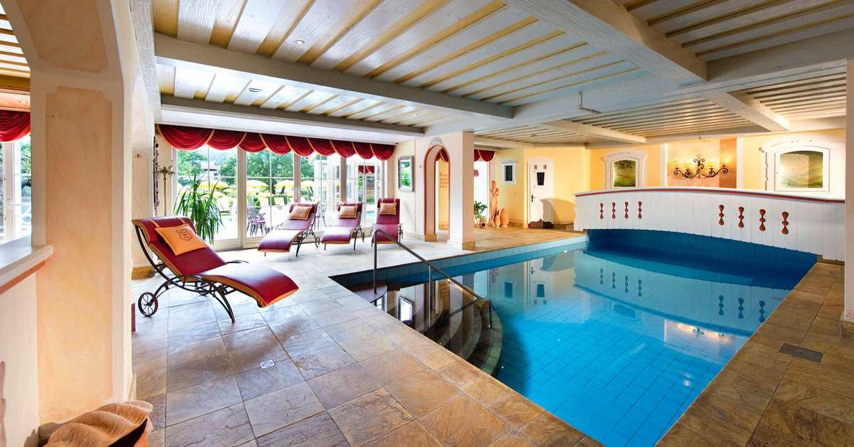 Ein Foto vom Pool im Landgut Zapfenhof