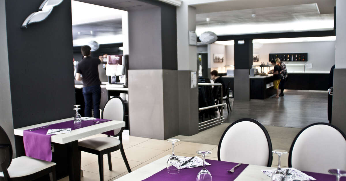Een foto van Summer Hotel