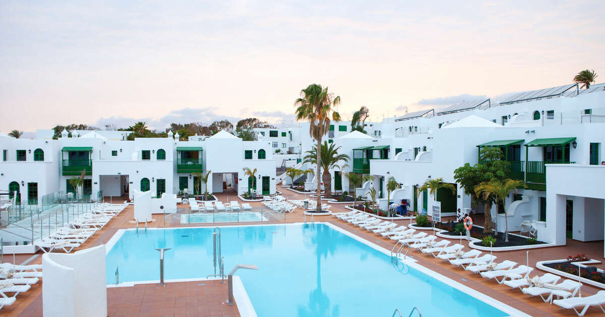 Ein Foto vom Pool im Gloria Izaro Club Hotel
