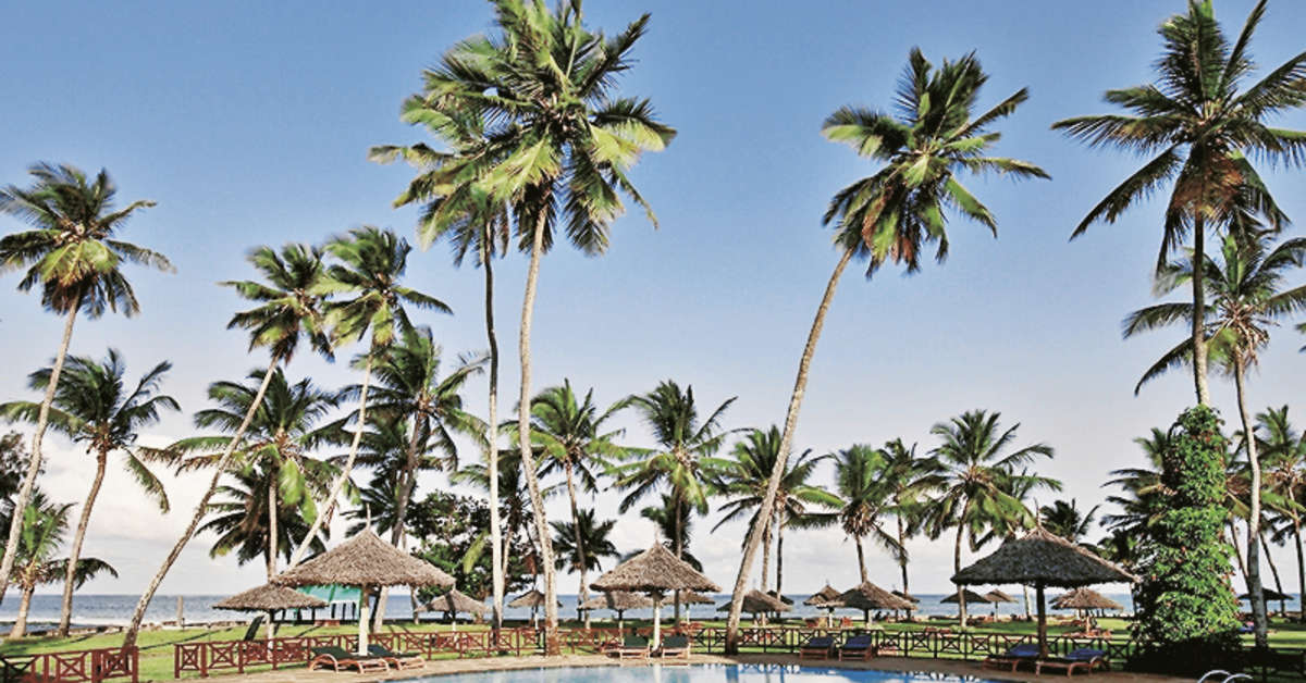 Een foto van het zwembad bij Neptune Paradise Beach Resort & Spa
