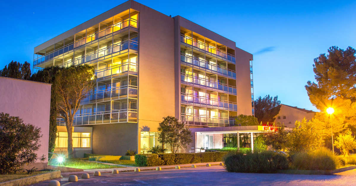 Een foto van de buitenkant van Imperial Park Hotel