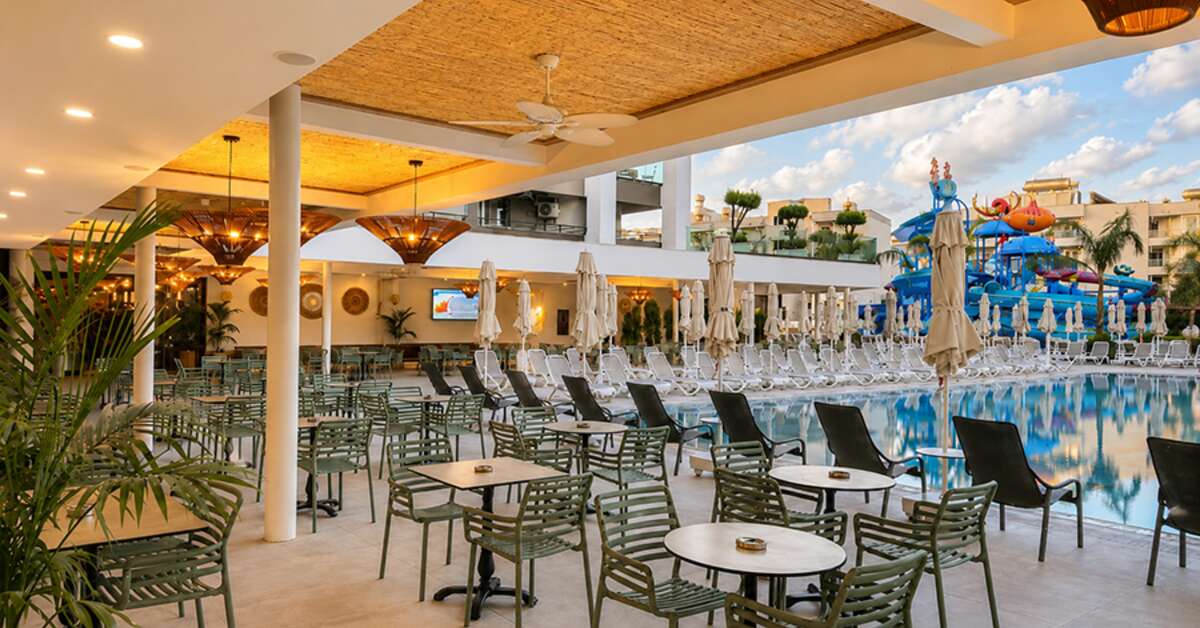 Ein Foto Blue Wave Suite Hotel
