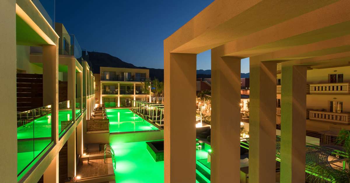 Een foto van het zwembad bij Epos Luxury Beach Hotel