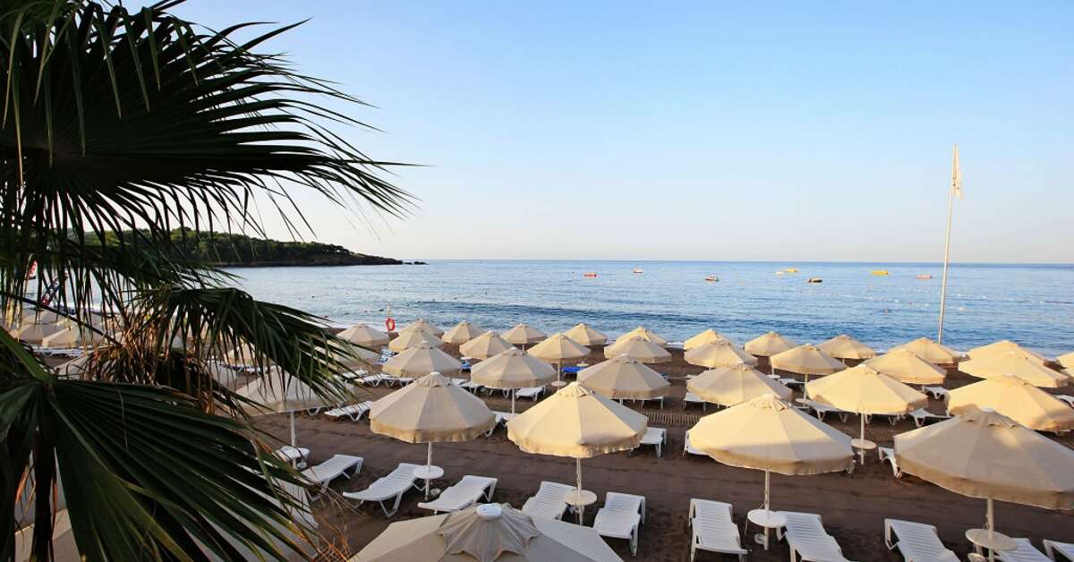 Een foto van het strand bij Saphir Resort & Spa