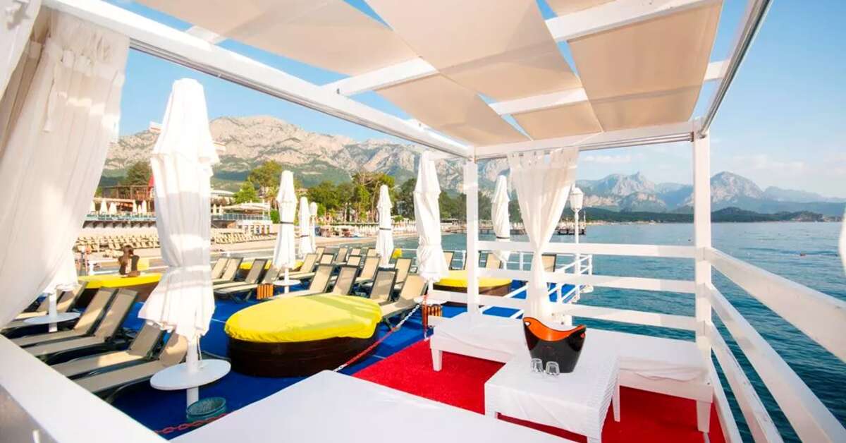 Een foto van het strand bij Orange County Kemer Resort Hotel