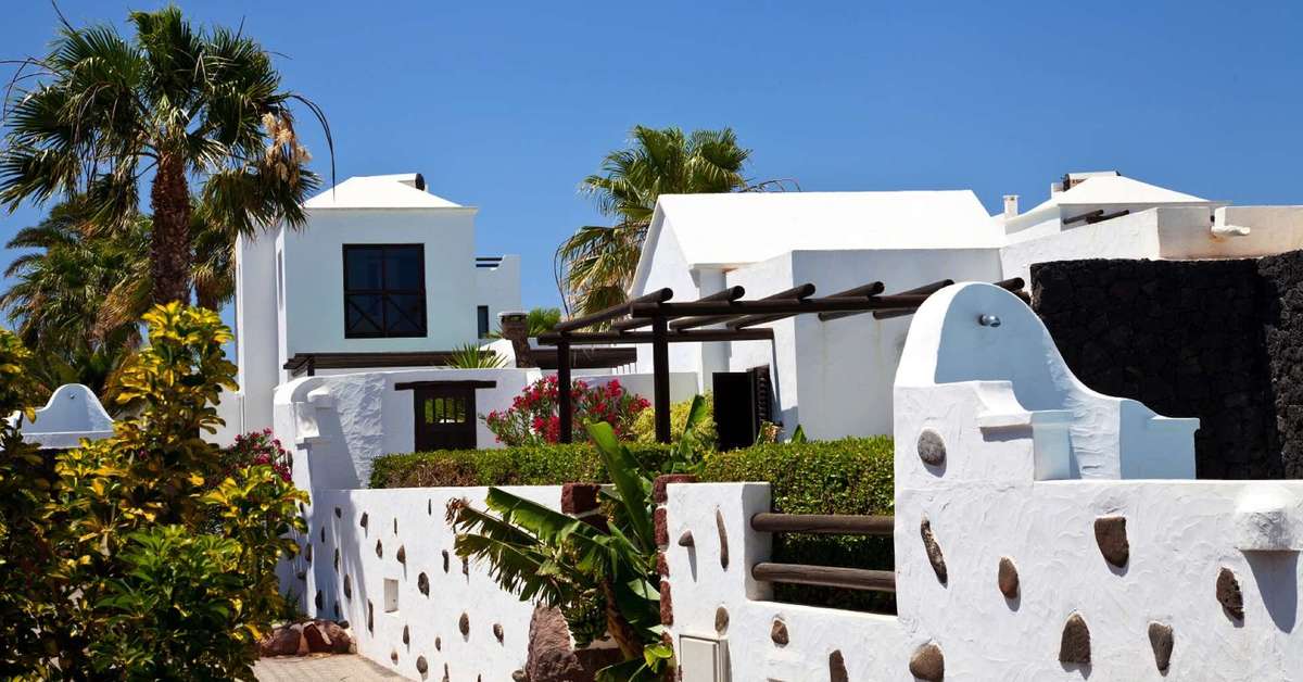 Een foto van de buitenkant van Kamezi Boutique Villas